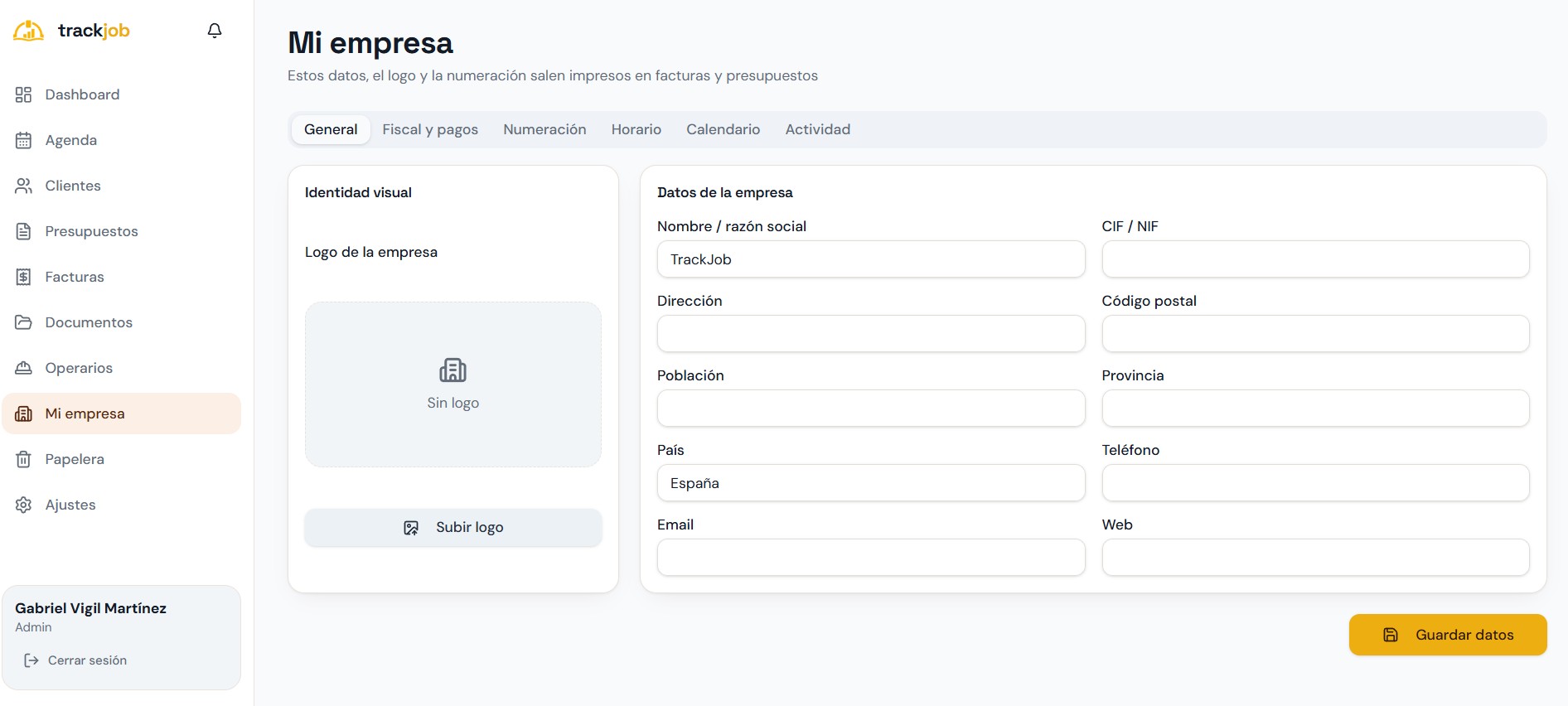 Configuración de los datos fiscales y del logo de la empresa en TrackJob